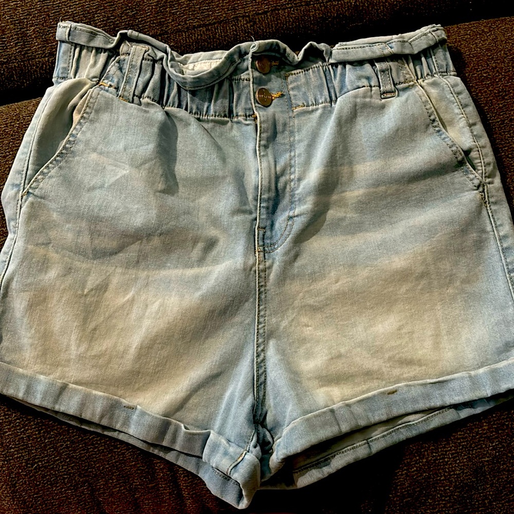 Kendall & Kylie shorts